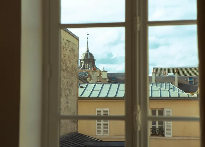 Superbe Appartement Design Au Coeur De Versailles, Tout A Pied